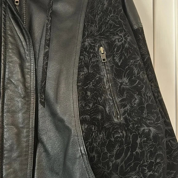 Greg Bell black leather jacket with paisley suede panels. - Picture 4 of 13